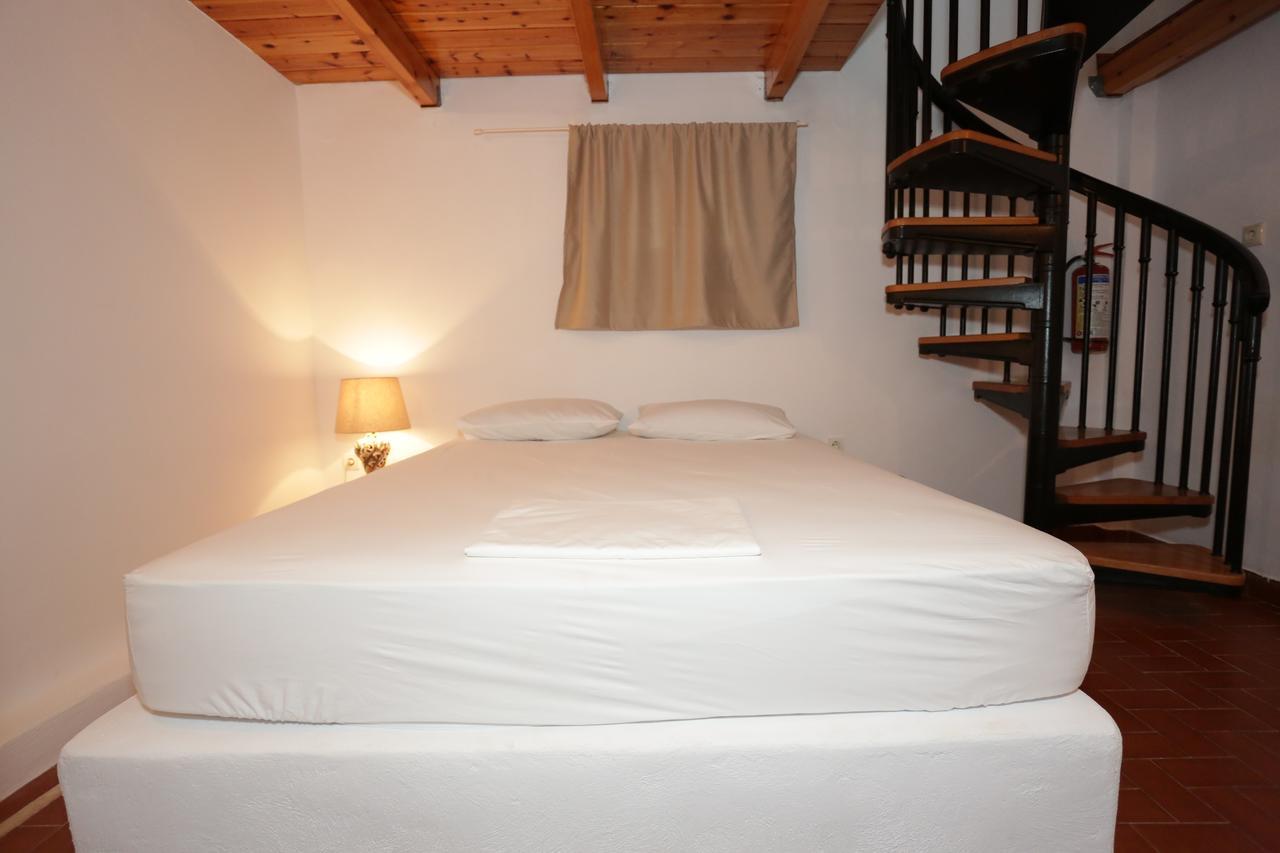 Artemis Suites Romanósz Kültér fotó